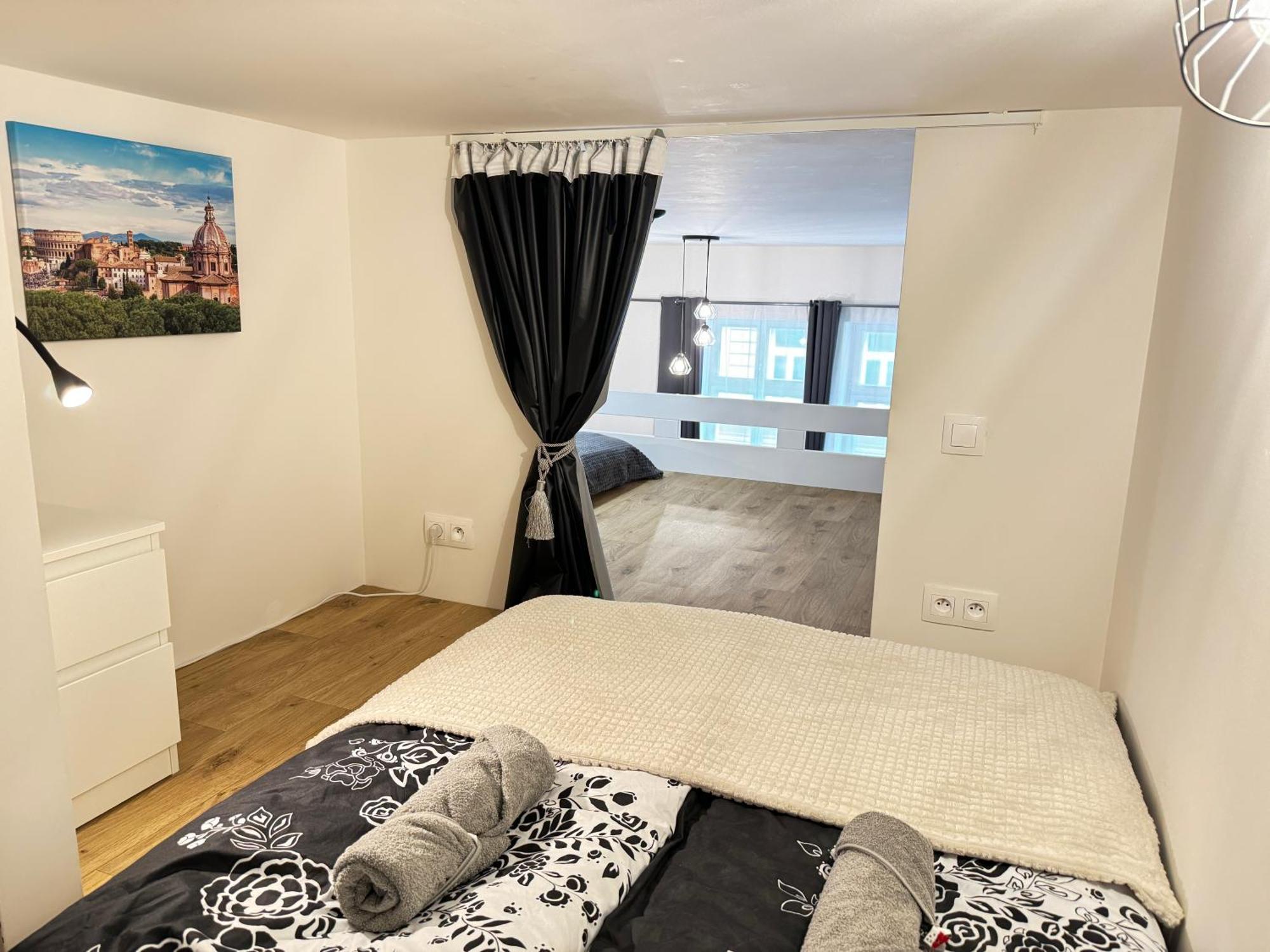 Free Parking - Cozy Apartment Near Vysehrad Railway Bridge Prag Exterior foto